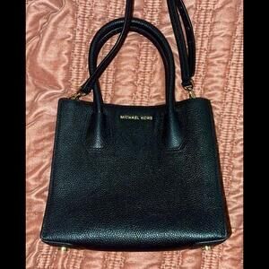 Michael kors mercer crossbody